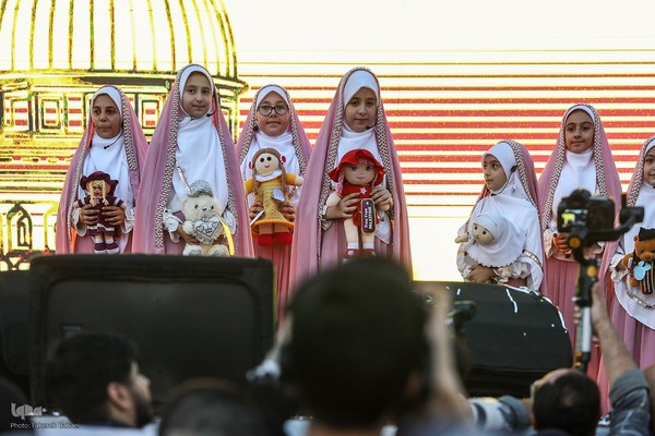 استقبال مردمی از خانواده های شهدا و بازماندگان غزه