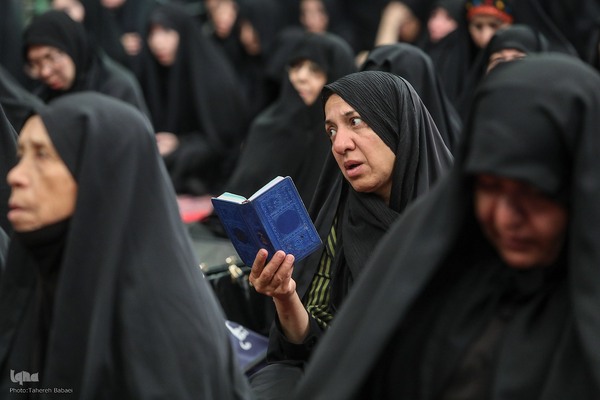 عزاداری چهارمین روزمحرم در تکیه سادات اخوی