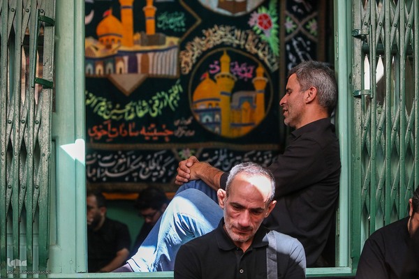 عزاداری چهارمین روزمحرم در تکیه سادات اخوی