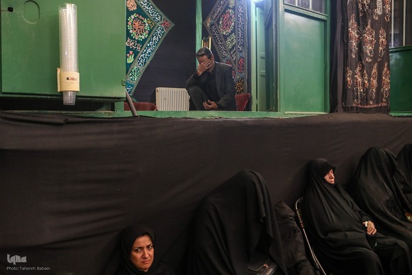 عزاداری چهارمین روزمحرم در تکیه سادات اخوی