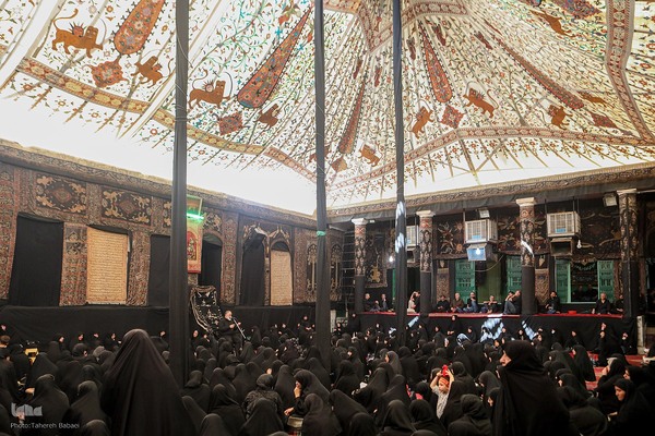 عزاداری چهارمین روزمحرم در تکیه سادات اخوی
