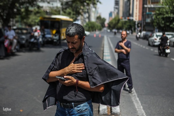 عزاداری ظهر عاشورای حسینی در تهران