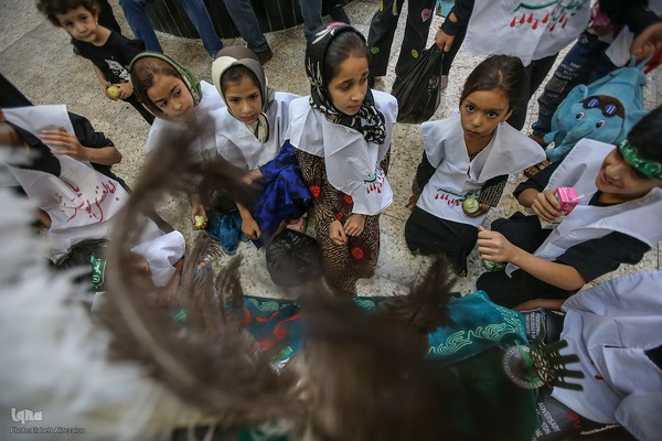 عزاداری ظهر عاشورا در محله کن