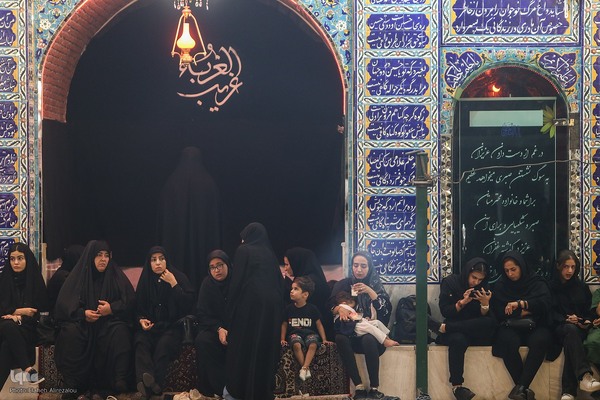 عزاداری ظهر عاشورا در محله کن