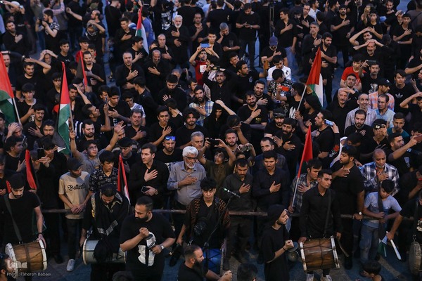 آئین خیمه سوزان در میدان امام حسین (ع)