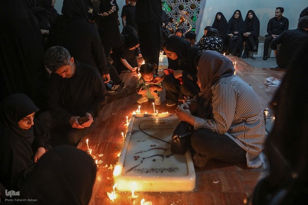 شام غریبان اباعبدالله الحسین در میدان امام حسین(ع)