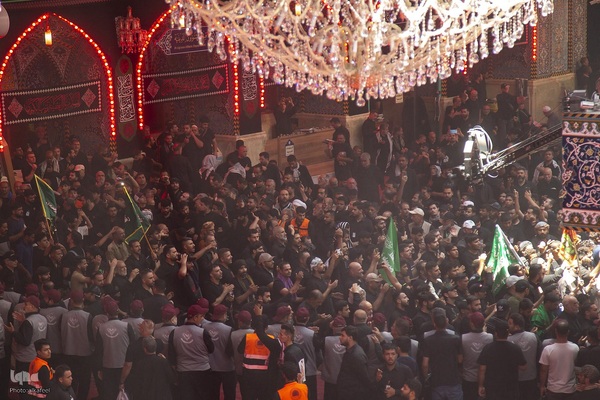 حال و هوای کربلای معلی در روز عاشورا