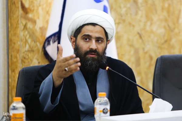 نشست هم‌اندیشی برنامه‌های قرآنی ماه صفر و پیاده‌روی اربعین