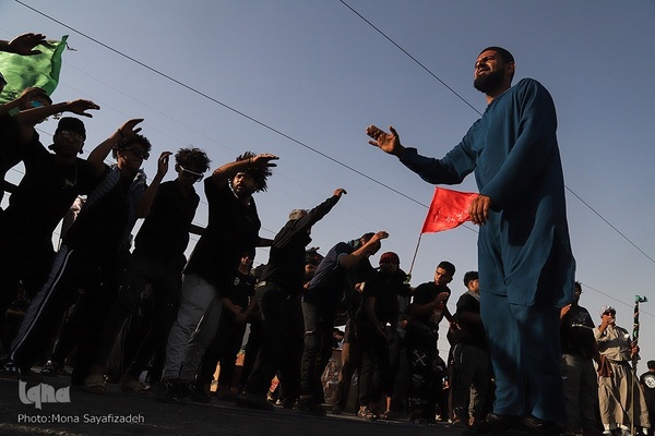 حرکت کاروان‌های پیاده‌روی اربعین به سمت شلمچه