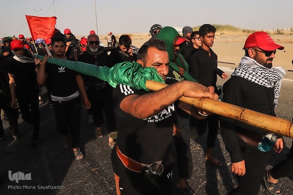 حرکت کاروان‌های پیاده‌روی اربعین به سمت شلمچه