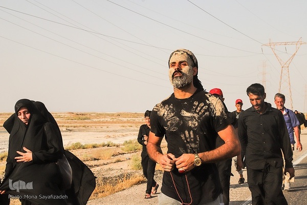 حرکت کاروان‌های پیاده‌روی اربعین به سمت شلمچه