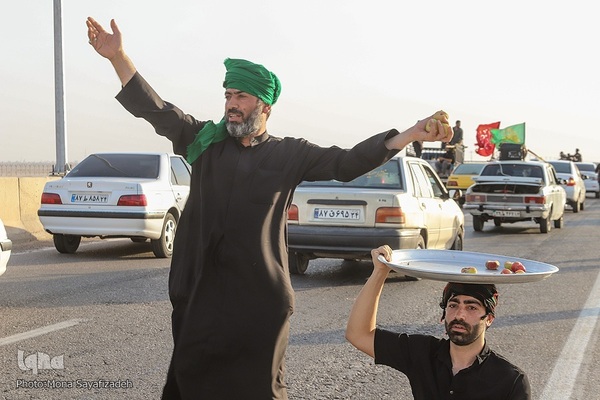 حرکت کاروان‌های پیاده‌روی اربعین به سمت شلمچه