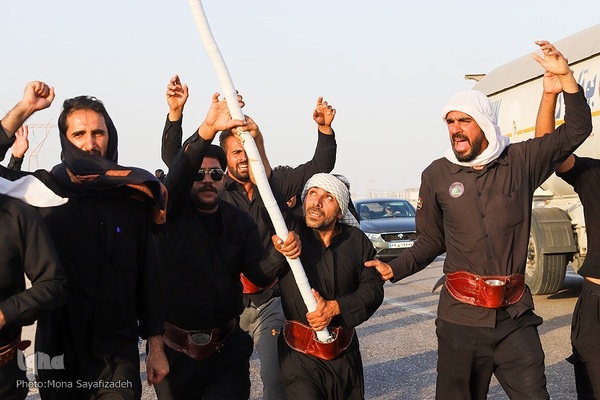 حرکت کاروان‌های پیاده‌روی اربعین به سمت شلمچه