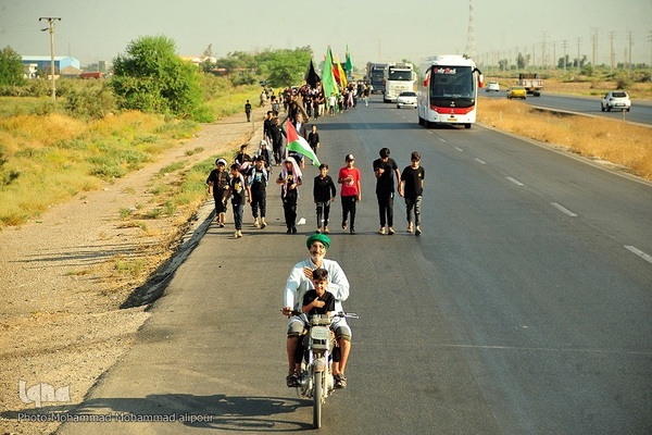 حرکت زائران اربعین از الهایی