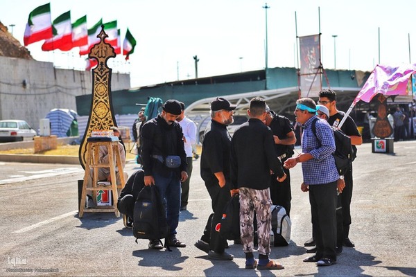 خدمات‌رسانی نیروهای هلال احمر آذربایجان غربی در مرز تمرچین‎