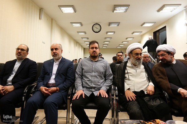 رونمایی از تندیس شهید امیرعبداللهیان