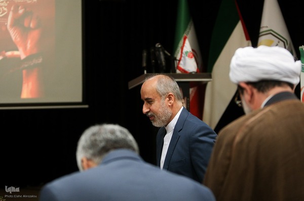 رونمایی از تندیس شهید امیرعبداللهیان