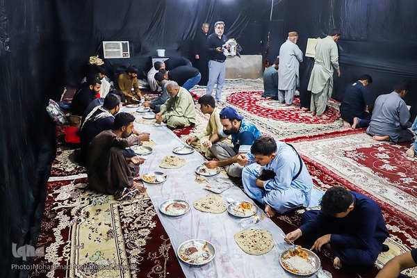 خروج شبانه زائران از مرز چذابه