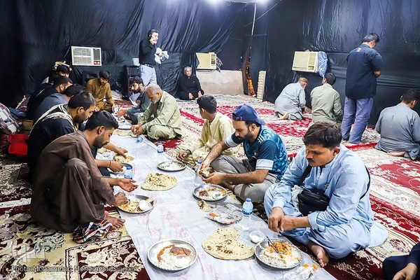 خروج شبانه زائران از مرز چذابه