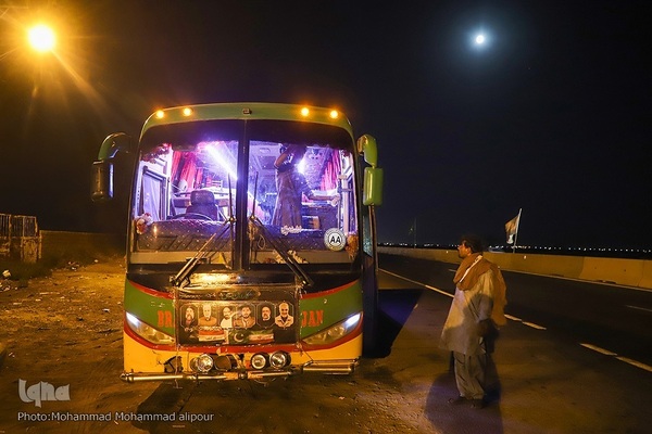 خروج شبانه زائران از مرز چذابه