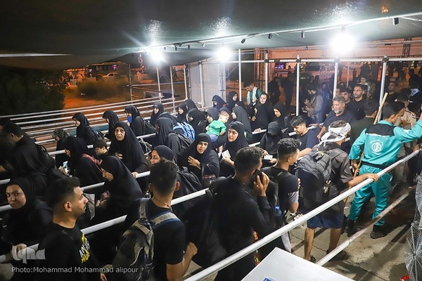 خروج شبانه زائران از مرز چذابه