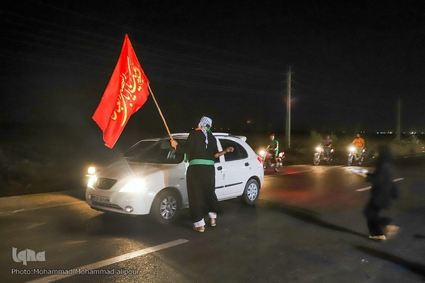 خدمت‌رسانی شبانه‌روزی مواکب حسینی به زوار در چذابه