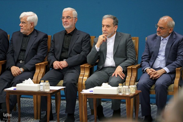 دیدار رئیس‌جمهور و اعضای هیئت دولت چهاردهم با رهبر معظم انقلاب