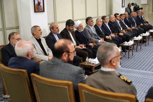 دیدار رئیس‌جمهور و اعضای هیئت دولت چهاردهم با رهبر معظم انقلاب