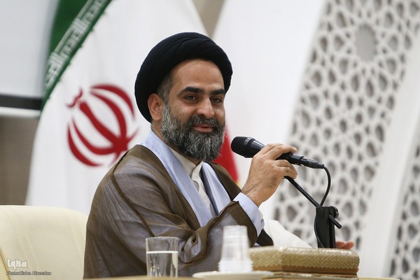 برپایی محفل قرآنی به مناسبت هفته وقف