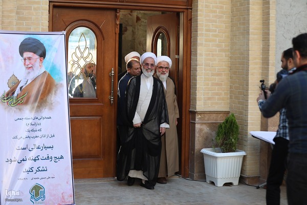 ششمین دوره عمامه گذاری و تکریم حفاظ قرآن مدرسه علمیه دارالسلام تهران