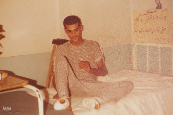 مسعود نیرومند، معلم و قاری قرآن و رزمنده دفاع مقدس