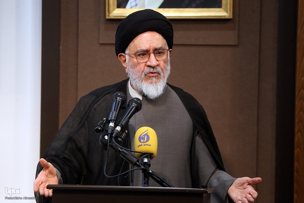 بزرگداشت سومین سالگرد رحلت آیت‌الله حسن حسن‌زاده آملی