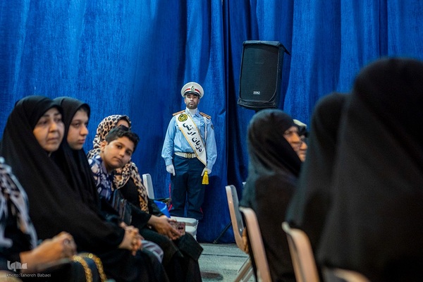 مراسم سراسری مهمانی لاله‌ها