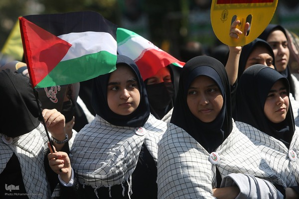 تجمع بزرگ فرهنگیان و دانش آموزان در حمایت از حزب الله لبنان