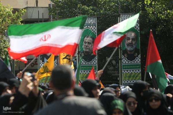 تجمع بزرگ فرهنگیان و دانش آموزان در حمایت از حزب الله لبنان