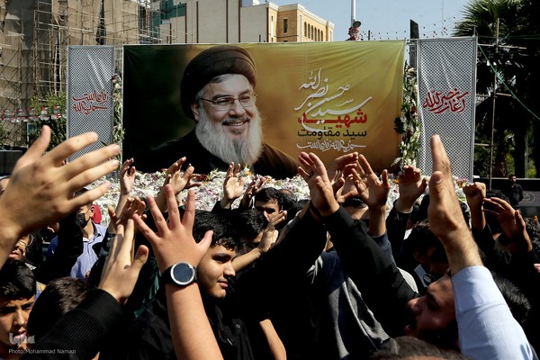 تجمع بزرگ فرهنگیان و دانش آموزان در حمایت از حزب الله لبنان