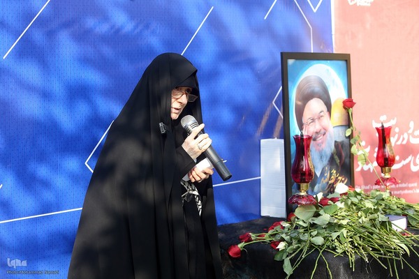 اجتماع مردمی زنان ایرانی در همدلی با بانوان لبنانی