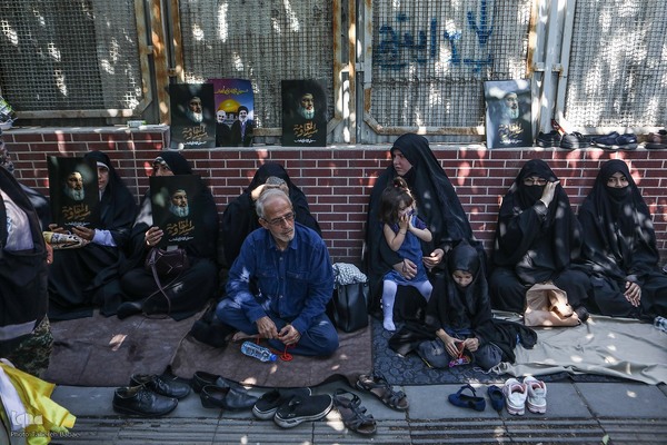 حضور پرشور مردم در نماز جمعه تهران