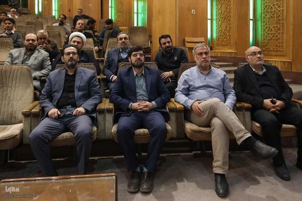 محفل «سرشناسان بهشت» برگزار شد