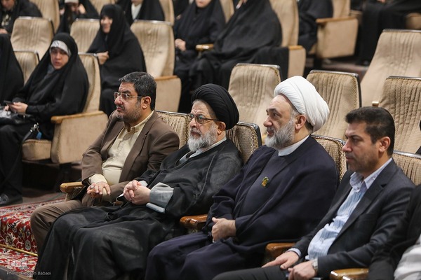 محفل «سرشناسان بهشت» برگزار شد