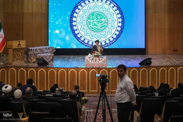 محفل «سرشناسان بهشت» برگزار شد