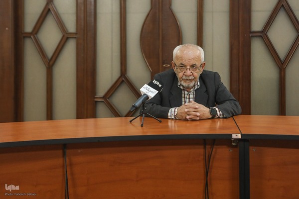 حسین معصومی همدانی