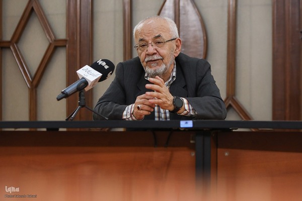 حسین معصومی همدانی