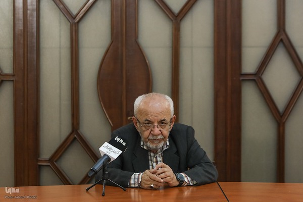 حسین معصومی همدانی