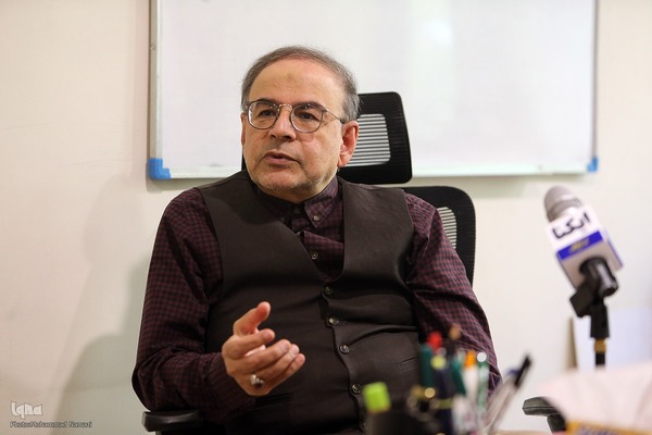 حمید وحید دستجردی