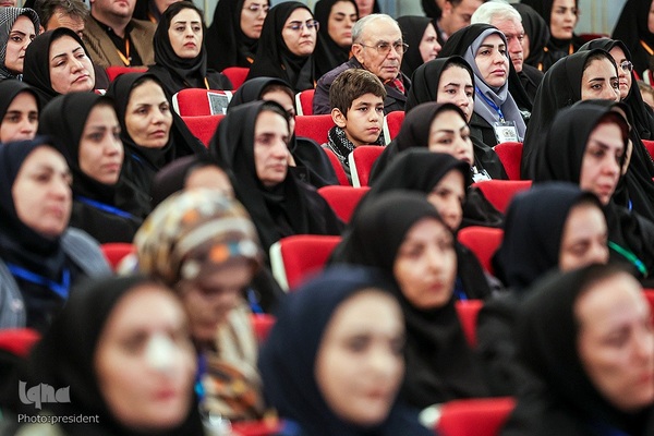 آیین گرامیداشت روز کتاب، کتابخوانی و کتابدار