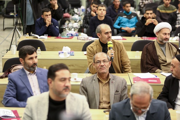 افتتاحیه نوزدهمین نشست تخصصی استادان، قاریان و حافظان ممتاز قرآن کریم