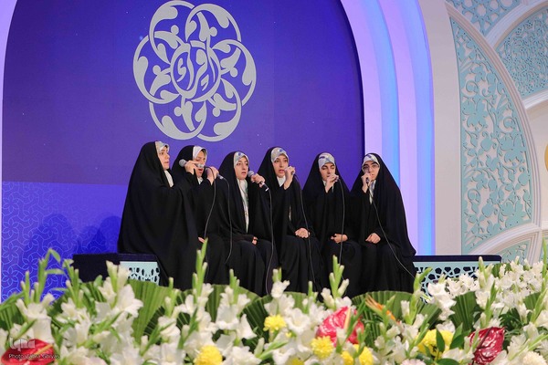 رقابت قرآنی بانوان همخوان در مصلی تبریز