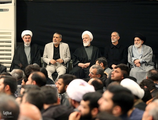 اولین شب مراسم عزاداری حضرت فاطمه‌زهرا (س) در حسینیه امام خمینی(ره)