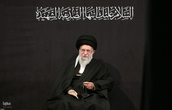 اولین شب مراسم عزاداری حضرت فاطمه‌زهرا (س) در حسینیه امام خمینی(ره)